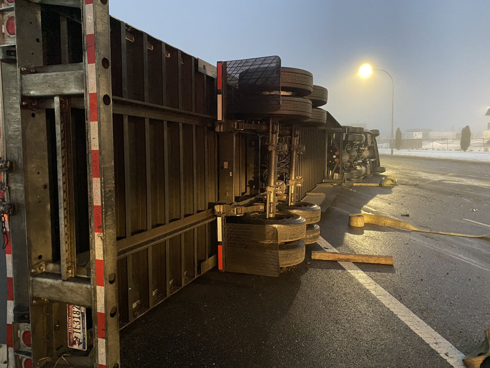 Semi crash on SR 397